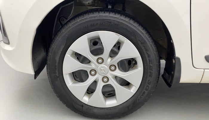 2015 Hyundai Xcent S 1.2, Petrol, Manual, 43,196 km, Left Front Wheel