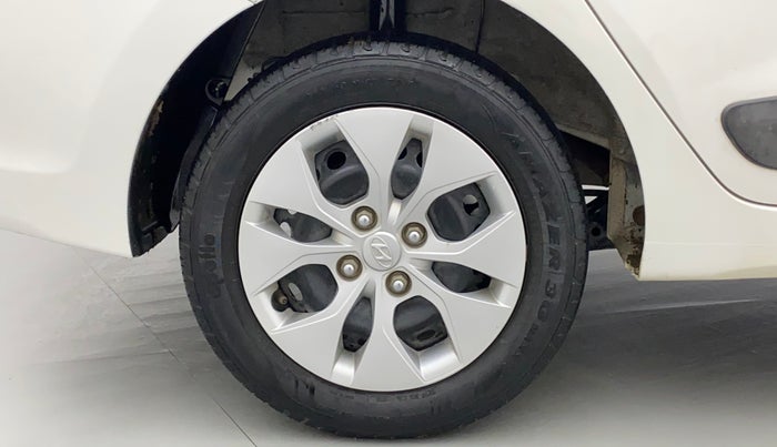 2015 Hyundai Xcent S 1.2, Petrol, Manual, 43,196 km, Right Rear Wheel