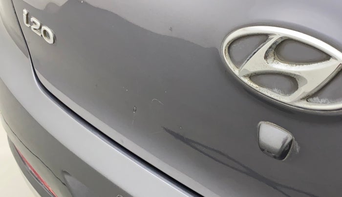 2016 Hyundai Elite i20 SPORTZ 1.2, Petrol, Manual, 84,904 km, Dicky (Boot door) - Minor scratches