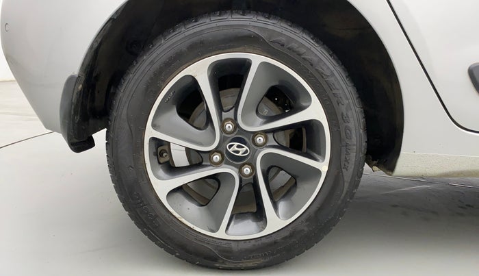 2017 Hyundai Grand i10 SPORTZ AT 1.2 KAPPA VTVT, Petrol, Automatic, 32,375 km, Right Rear Wheel