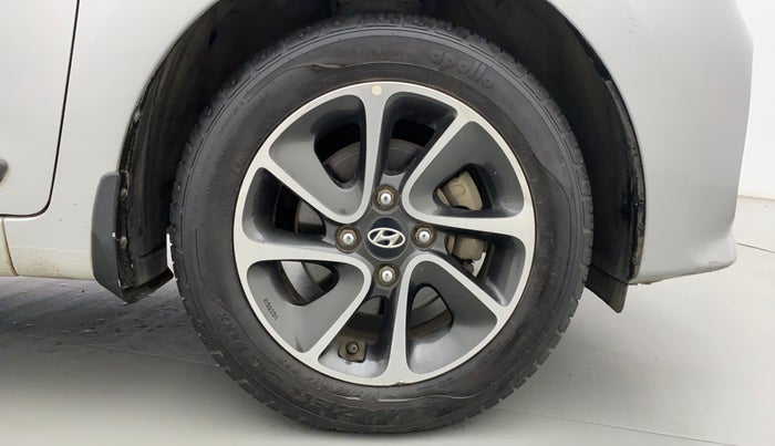 2017 Hyundai Grand i10 SPORTZ AT 1.2 KAPPA VTVT, Petrol, Automatic, 32,375 km, Right Front Wheel