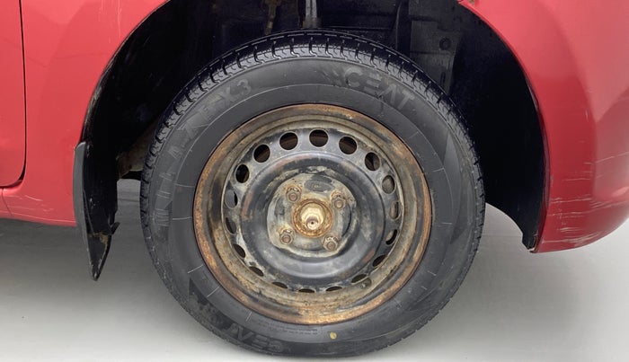 2018 Datsun Go T, Petrol, Manual, 69,075 km, Right Front Wheel