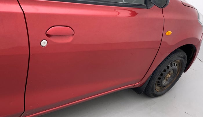 2018 Datsun Go T, Petrol, Manual, 69,075 km, Driver-side door - Minor scratches