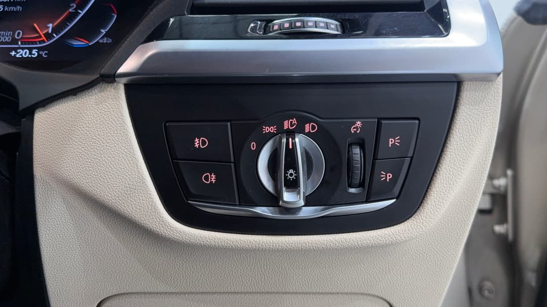 2021 BMW X4 xDrive30i M Sport, Automatic, 56993 km, Utility Switches/Buttons