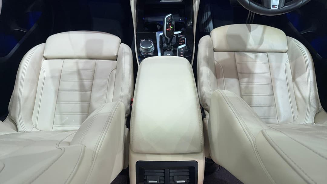 2021 BMW X4 xDrive30i M Sport, Automatic, 56993 km, Center Console