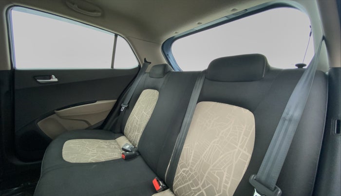 2016 Hyundai Grand i10 SPORTS 1.2 VTVT, Petrol, Manual, 23,920 km, Right Side Rear Door Cabin