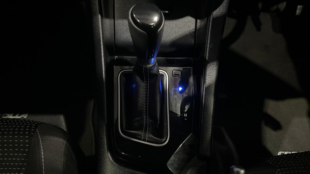 2018 Toyota Corolla Ascent Sport, Automatic, 34001 km, Gear Lever 
