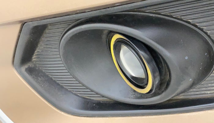 2017 Maruti Dzire VXI, Petrol, Manual, 31,003 km, Left fog light - Not working