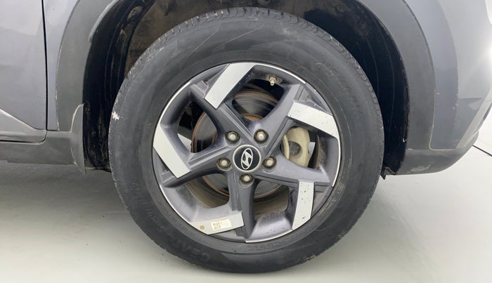 2021 Hyundai VENUE 1.5 SX(O) EXECUTIVE CRDI, Diesel, Manual, 36,366 km, Right Front Wheel