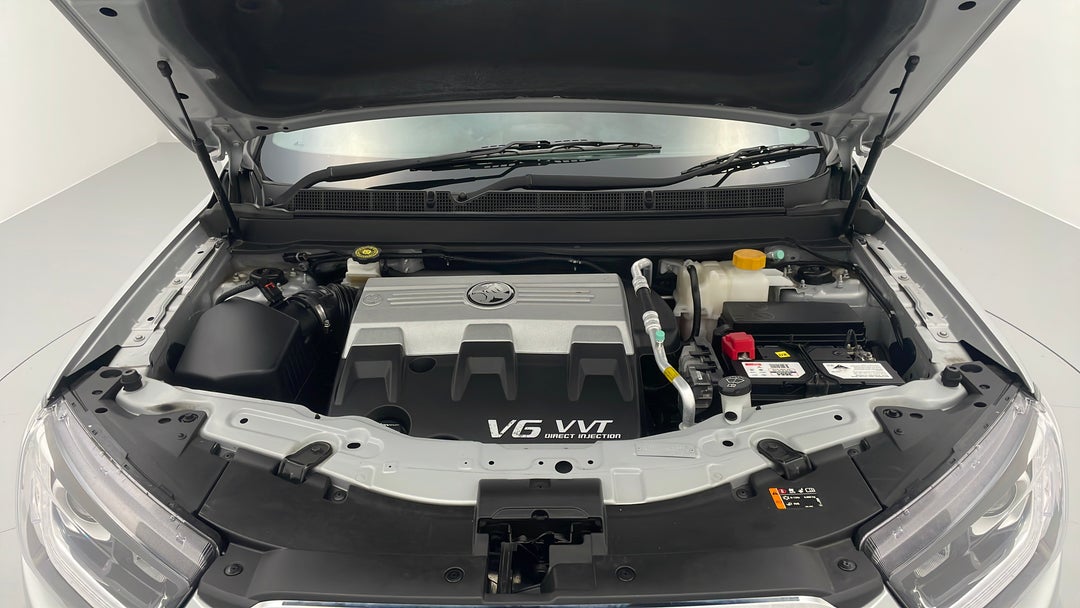 Open Bonnet (Engine)