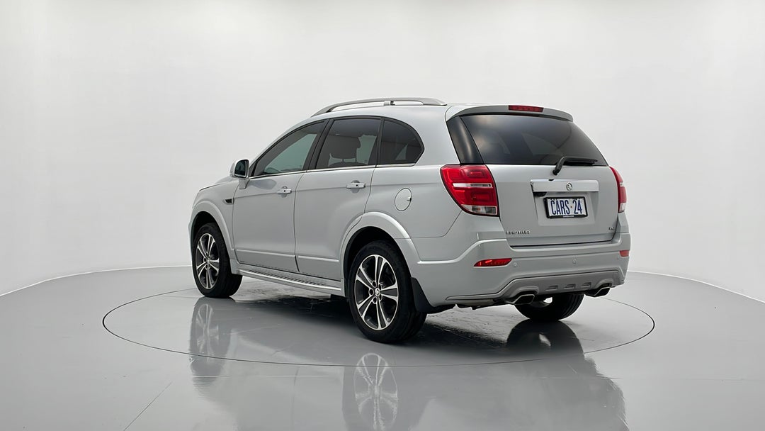 Left Back Diagonal (45- Degree) View