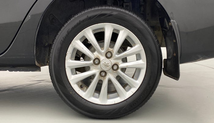 2013 Toyota Etios V, Petrol, Manual, 50,578 km, Left Rear Wheel