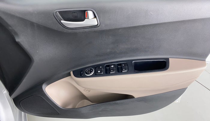 2015 Hyundai Xcent S 1.2, Petrol, Manual, 47,485 km, Driver Side Door Panels Control