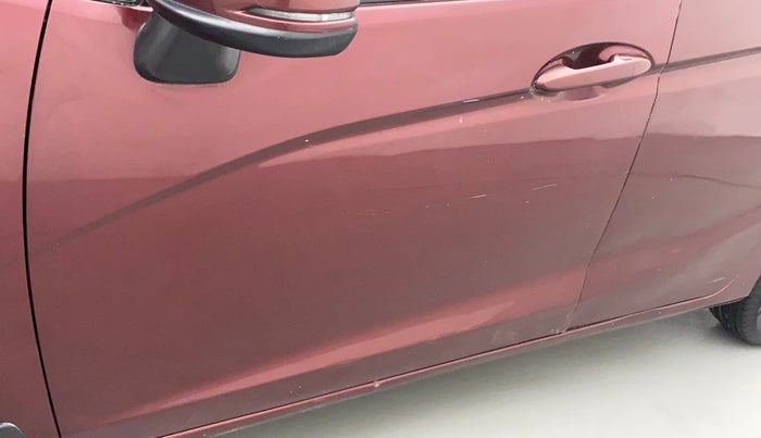 2017 Honda Jazz 1.5L I-DTEC VX, Diesel, Manual, 50,761 km, Front passenger door - Minor scratches
