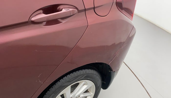 2017 Honda Jazz 1.5L I-DTEC VX, Diesel, Manual, 50,761 km, Left quarter panel - Minor scratches