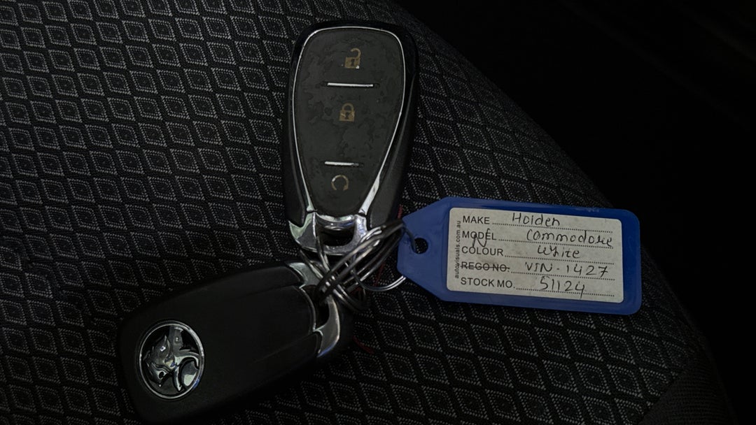 2017 Holden Commodore Lt, Automatic, 106446 km, Key Close-up