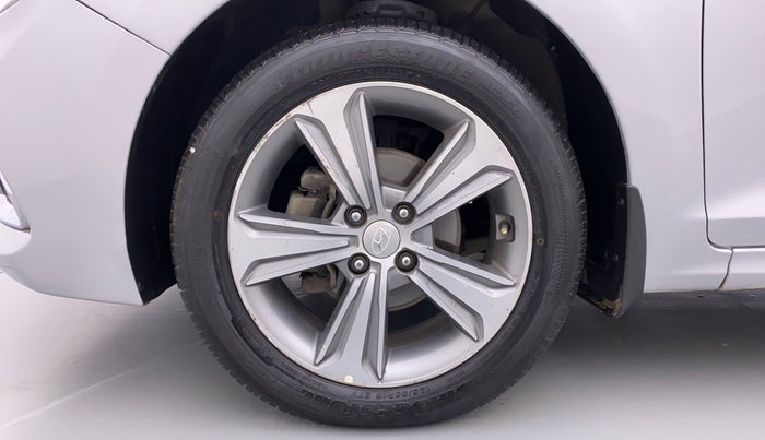 2017 Hyundai Verna 1.6 CRDI SX + AT, Diesel, Automatic, 93,828 km, Left Front Wheel