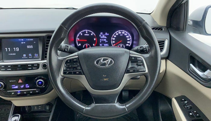 2017 Hyundai Verna 1.6 CRDI SX + AT, Diesel, Automatic, 93,828 km, Steering Wheel Close Up