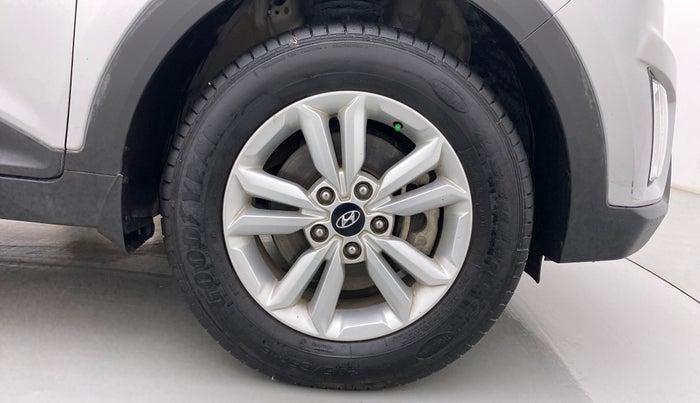 2017 Hyundai Creta SX PLUS 1.6 PETROL, Petrol, Manual, 64,951 km, Right Front Wheel