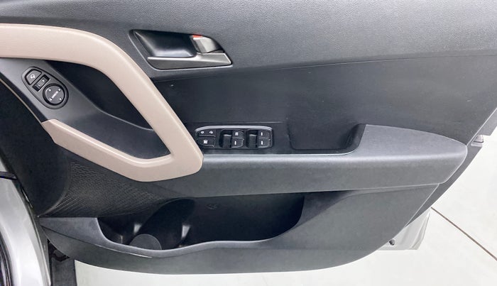 2017 Hyundai Creta SX PLUS 1.6 PETROL, Petrol, Manual, 64,951 km, Driver Side Door Panels Control