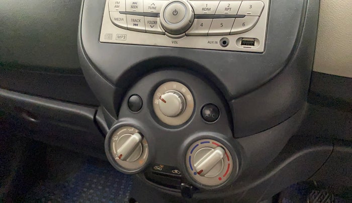 2014 Nissan Micra Active XV, Petrol, Manual, 69,950 km, AC Unit - Directional switch has minor damage