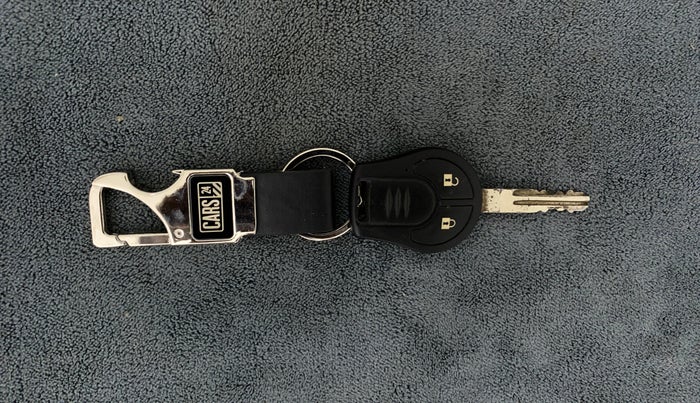 2014 Nissan Micra Active XV, Petrol, Manual, 69,950 km, Key Close Up