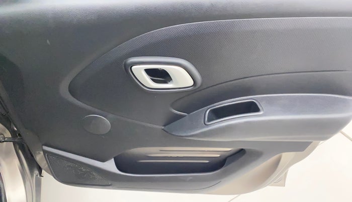 2018 Datsun Redi Go T (O), Petrol, Manual, 71,427 km, Driver Side Door Panels Control