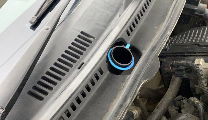 2018 Datsun Redi Go T (O), Petrol, Manual, 71,427 km, Front windshield - Wiper bottle cap missing