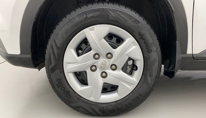 2021 Hyundai VENUE S 1.2, Petrol, Manual, 13,856 km, Left Front Wheel