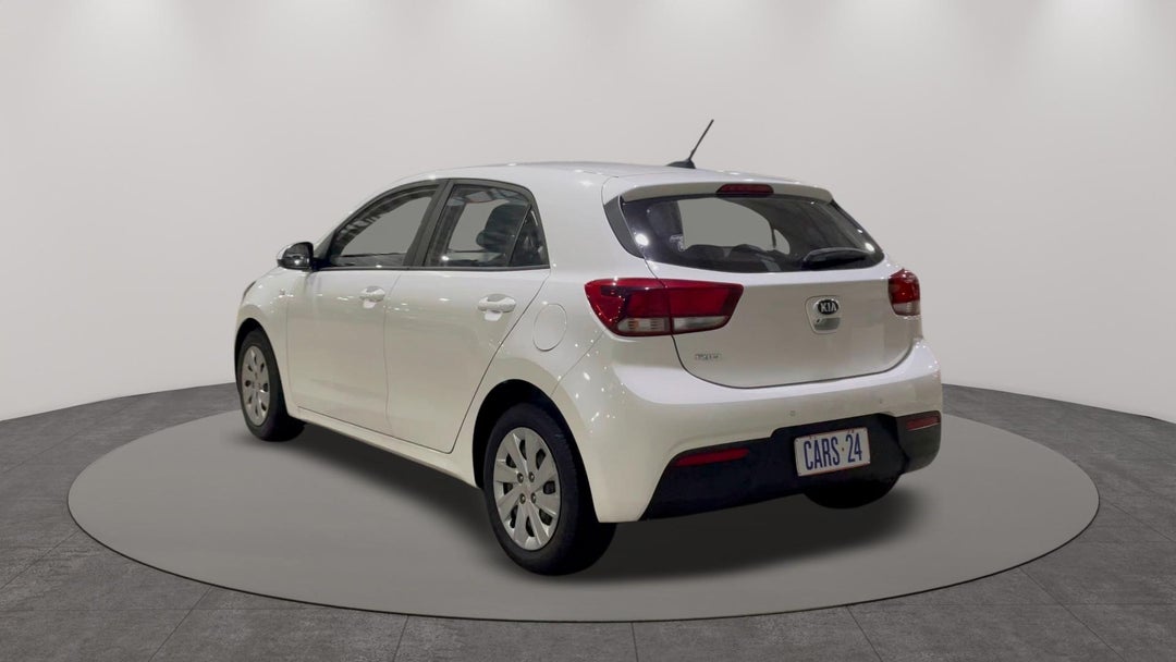 Left Back Diagonal (45- Degree) View