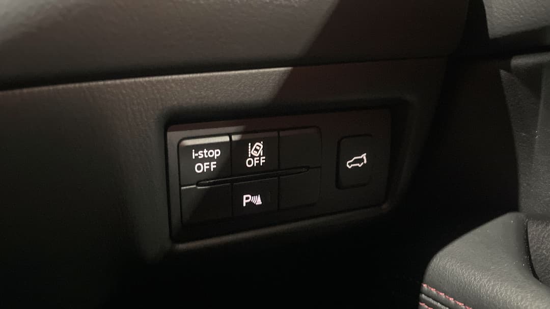 2025 Mazda CX-5 G35 Gt Sp Turbo (AWD), Automatic, 4836 km, Utility Switches/Buttons