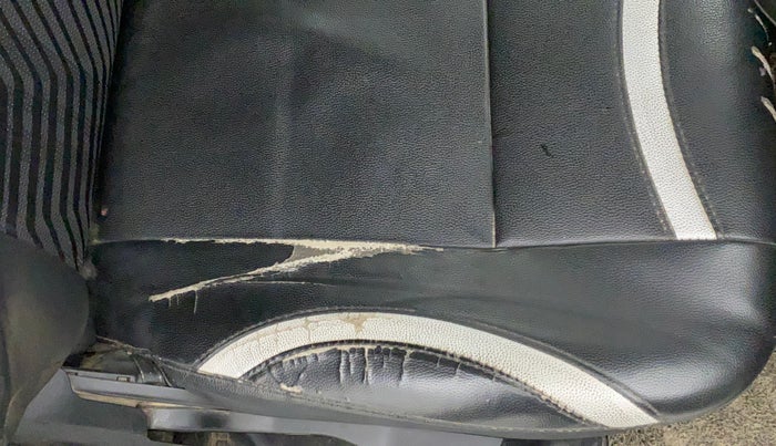 2019 Maruti Swift VXI, Petrol, Manual, 89,817 km, Driver seat - Cover slightly torn