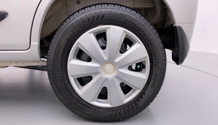 2014 Maruti Alto K10 VXI P, Petrol, Manual, 33,869 km, Left Rear Wheel