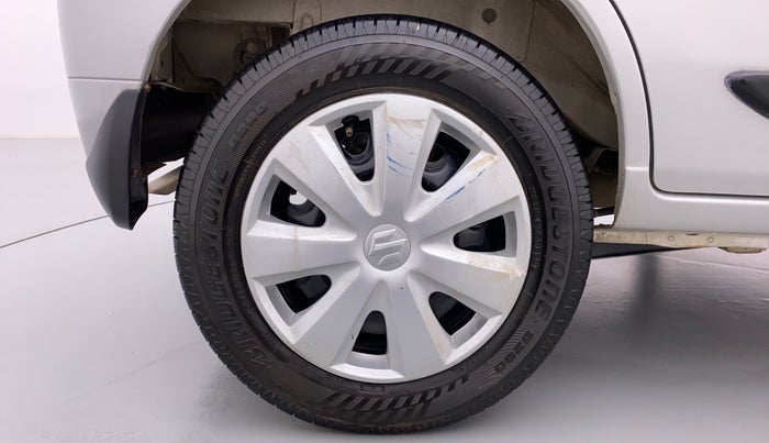 2014 Maruti Alto K10 VXI P, Petrol, Manual, 33,869 km, Right Rear Wheel