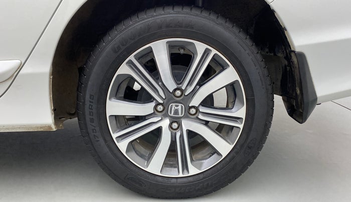 2022 Honda City V MT PETROL, Petrol, Manual, 3,439 km, Left Rear Wheel