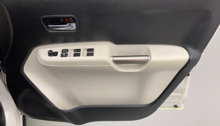 2017 Maruti IGNIS ZETA 1.2 K12, Petrol, Manual, 50,907 km, Driver Side Door Panels Control