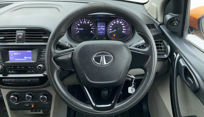 2018 Tata Tiago XT 1.2 REVOTRON, Petrol, Manual, 47,413 km, Steering Wheel Close Up