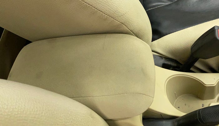 2016 Hyundai Verna 1.6 VTVT S, Petrol, Manual, 47,992 km, Driver seat - Armrest has miinor damage