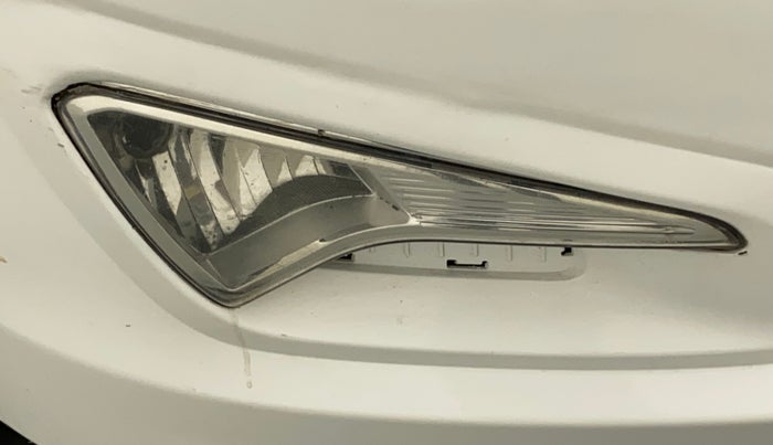 2016 Hyundai Verna 1.6 VTVT S, Petrol, Manual, 47,992 km, Right fog light - Fog Light cover missing