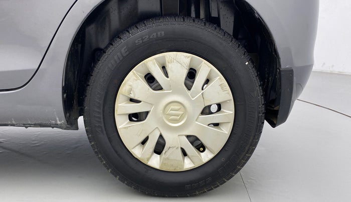 2014 Maruti Swift VXI D, Petrol, Manual, 61,216 km, Left Rear Wheel