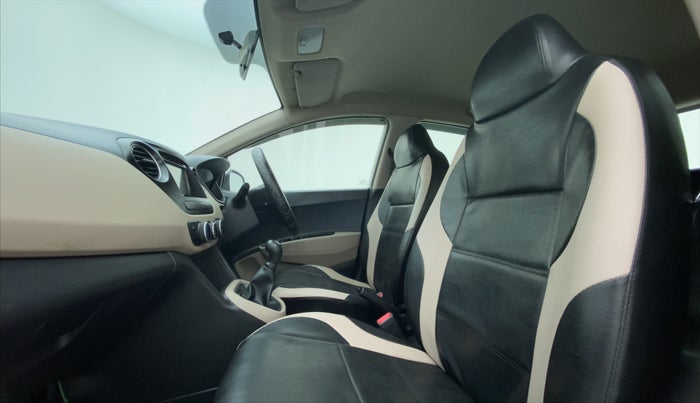 2017 Hyundai Grand i10 MAGNA 1.2 KAPPA VTVT, Petrol, Manual, 64,775 km, Right Side Front Door Cabin