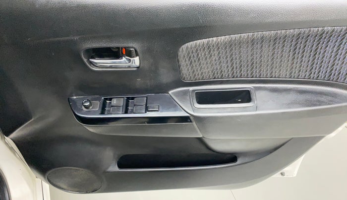 2015 Maruti Wagon R Stingray VXI, Petrol, Manual, 66,325 km, Driver Side Door Panels Control