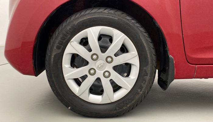 2015 Hyundai Eon SPORTZ, Petrol, Manual, 28,223 km, Left Front Wheel