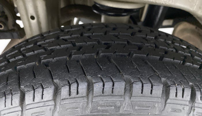 2015 Maruti Alto K10 VXI P, Petrol, Manual, 20,331 km, Right Rear Tyre Tread