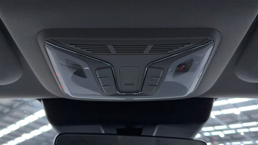 2025 GWM Cannon Premium (4x4), Automatic, 11715 km, On-Roof Controls/Sunglass holder