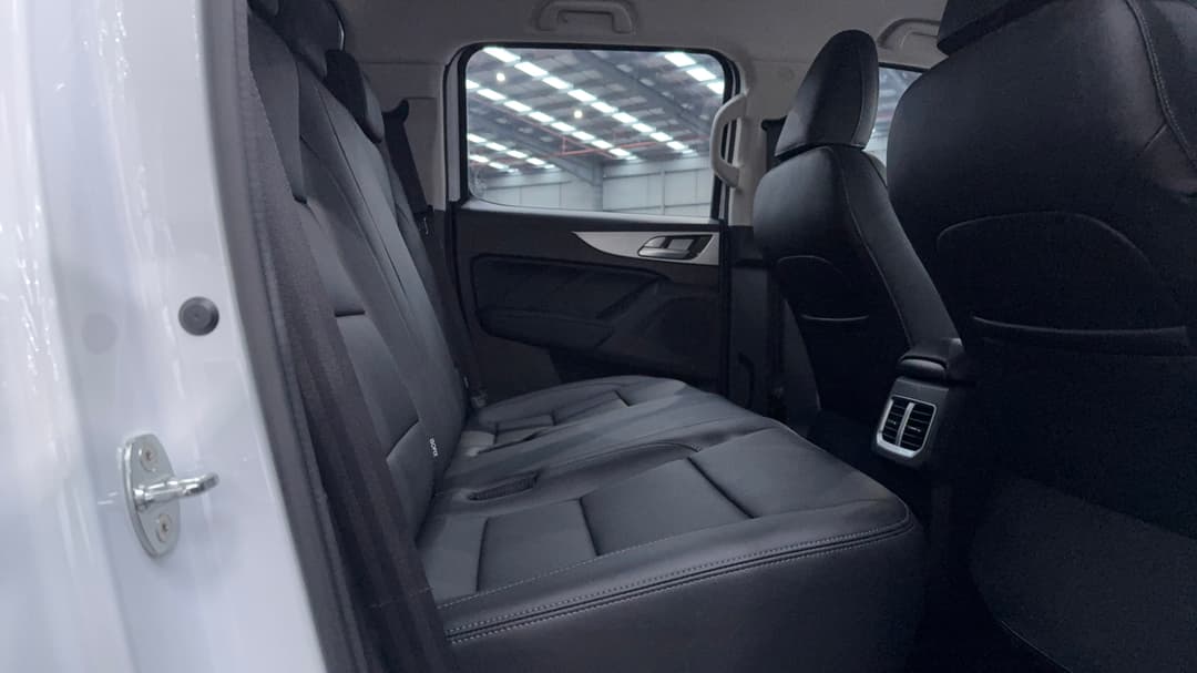 2025 GWM Cannon Premium (4x4), Automatic, 11715 km, Right Side Rear Door Cabin View