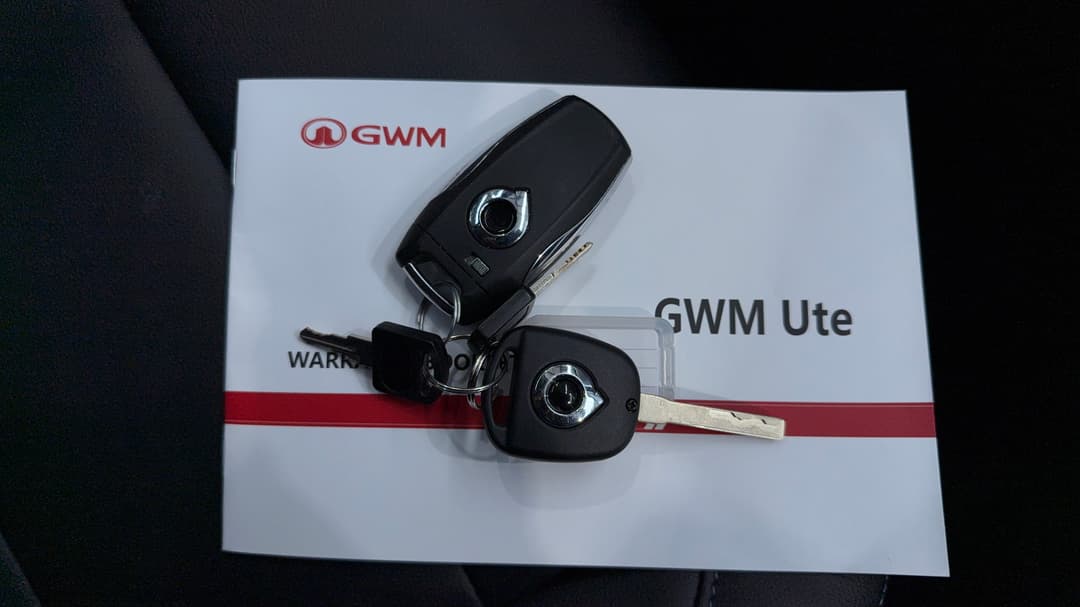 2025 GWM Cannon Premium (4x4), Automatic, 11715 km, Key Close-up