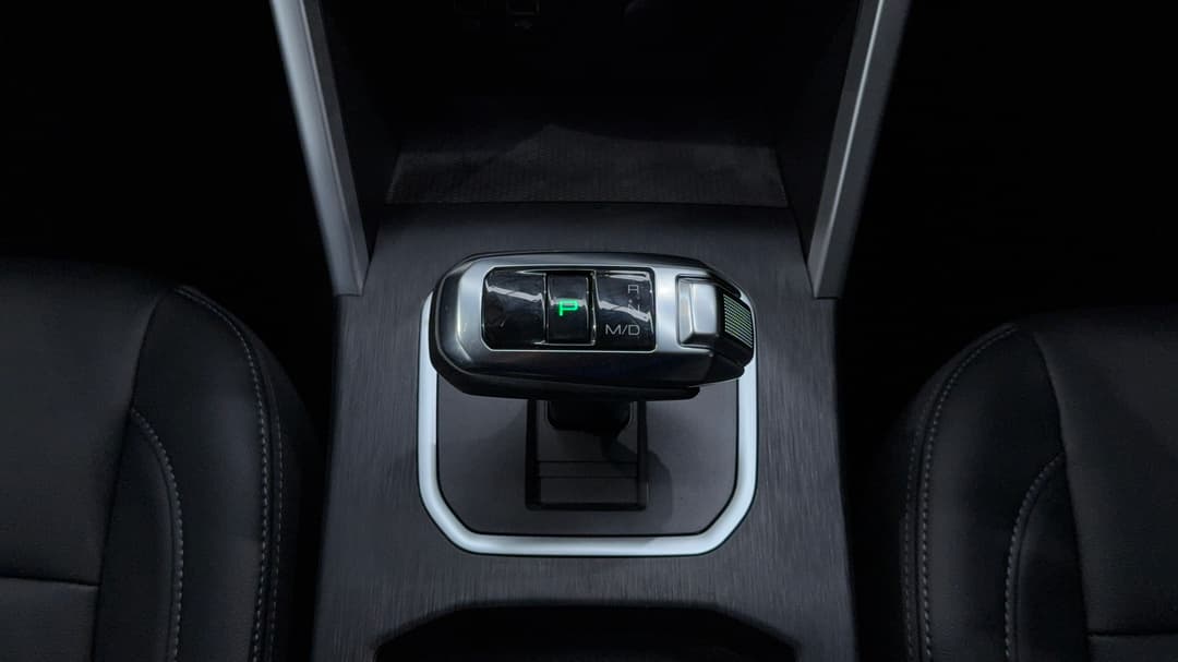 2025 GWM Cannon Premium (4x4), Automatic, 11715 km, Gear Lever 