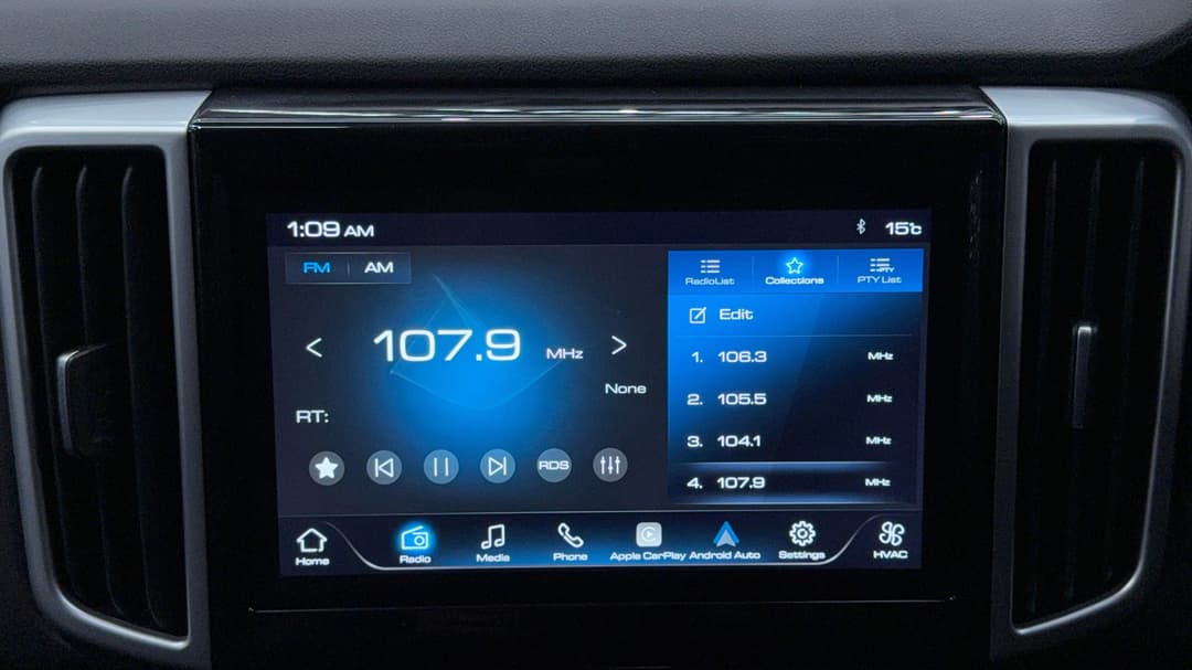 2025 GWM Cannon Premium (4x4), Automatic, 11715 km, Infotainment System