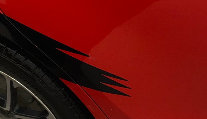 2021 Maruti Swift ZXI PLUS AMT DUAL TONE, Petrol, Automatic, 72,109 km, Right rear door - Graphic sticker